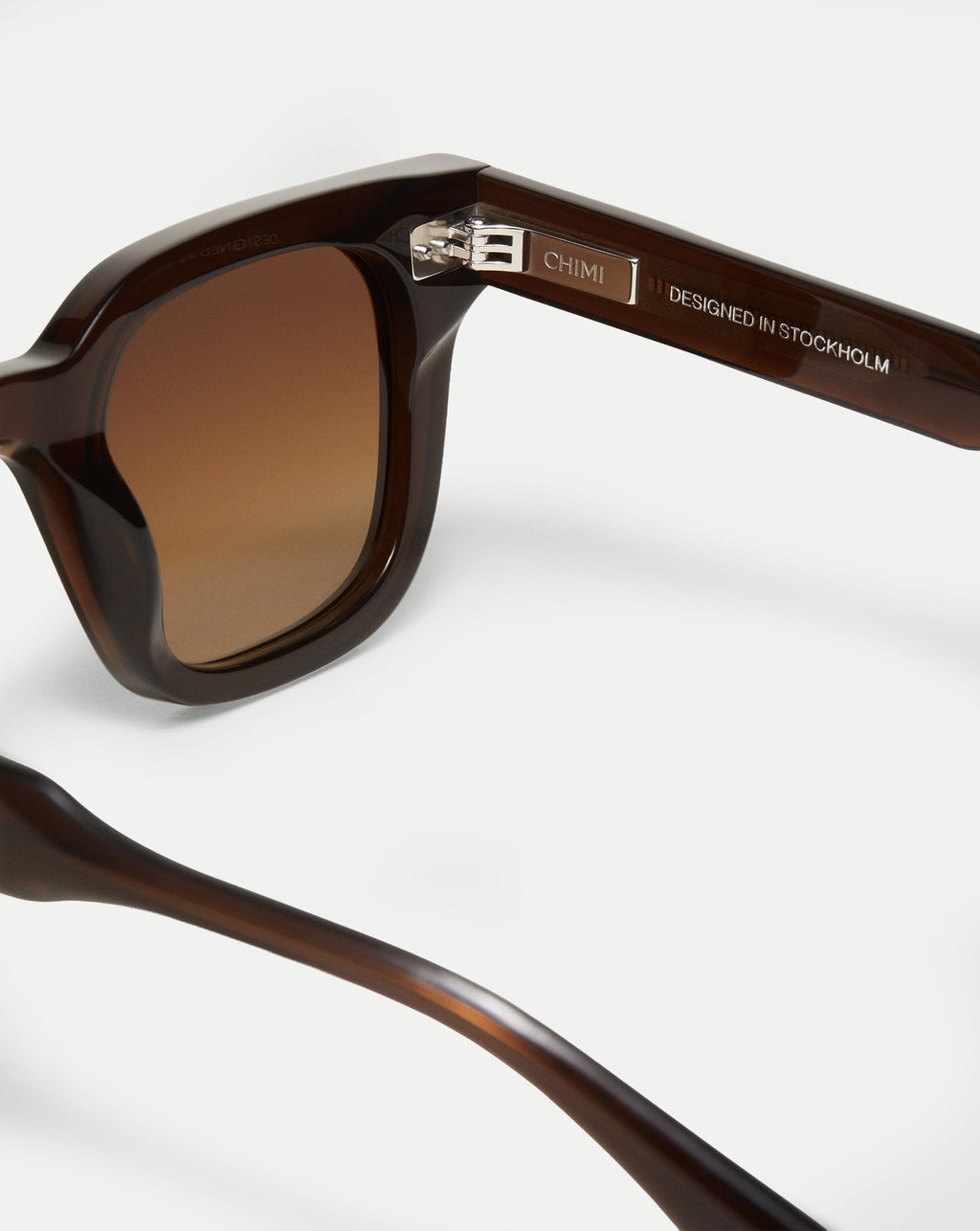 04 Square Sunglasses