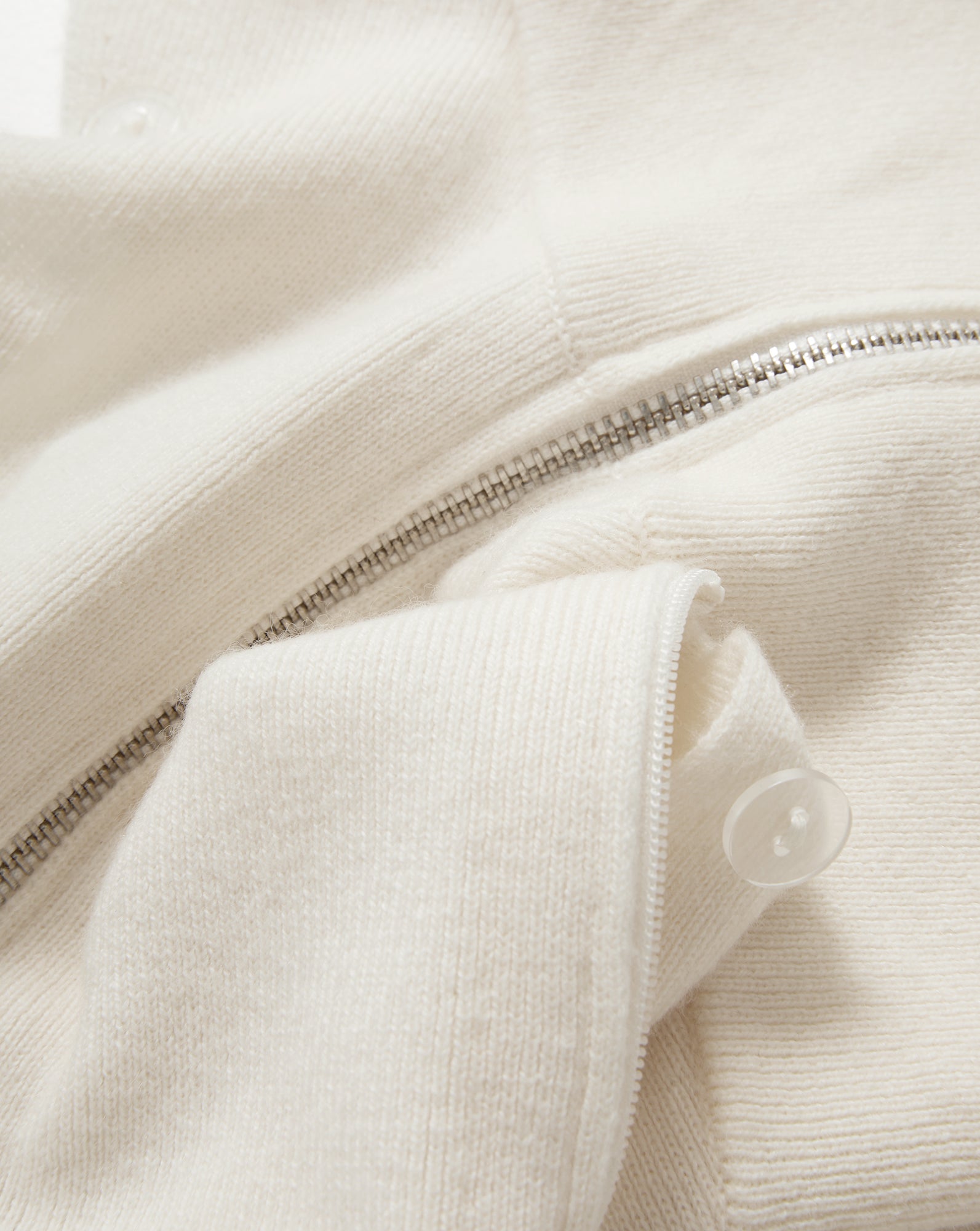 Beach Cashmere Dickey