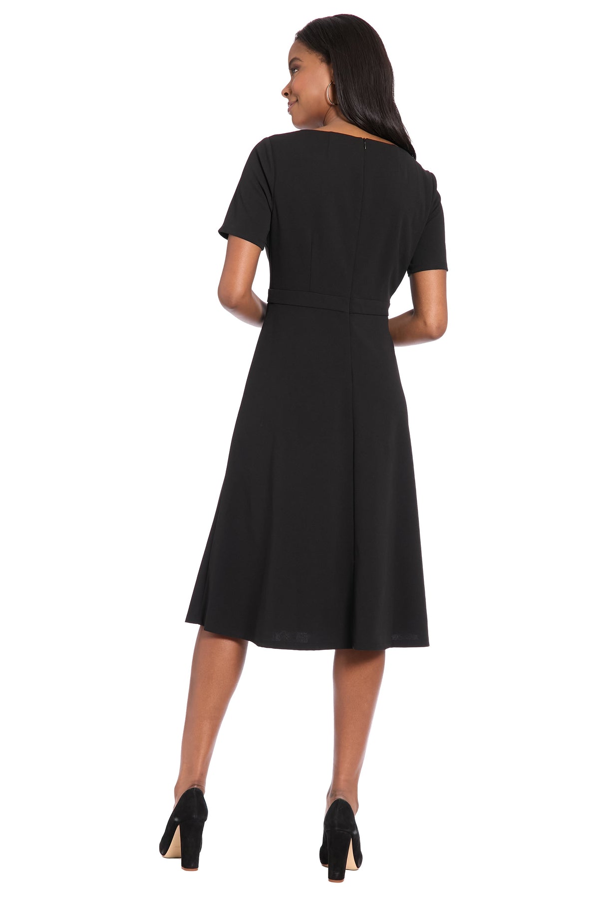 Colleen in Solid with Metal Trim