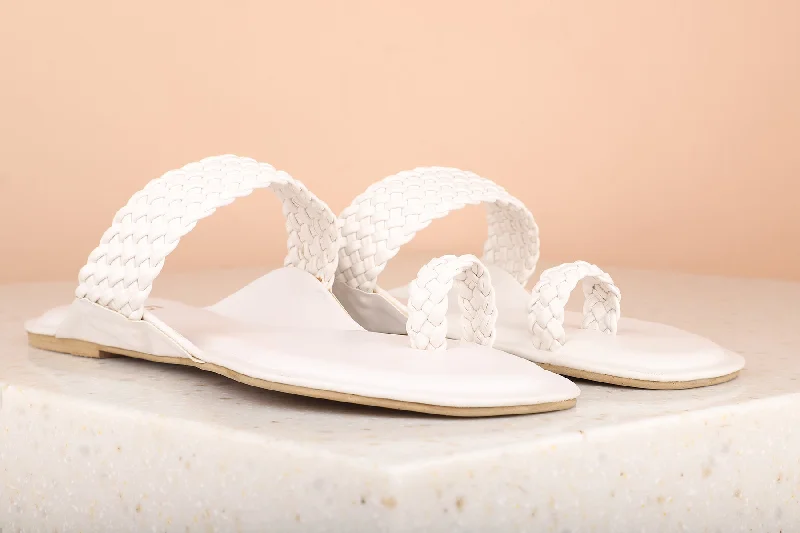 Women White Textured One Toe Flats