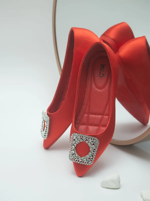 Women Red Embellished Buckles Flats Ballerinas