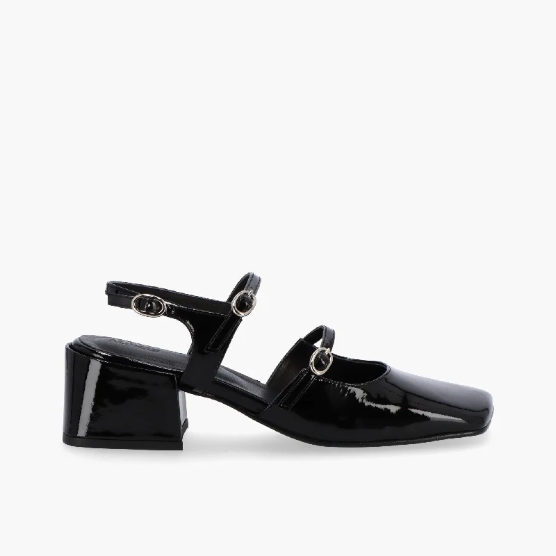 Withnee Onix Black Leather Pumps