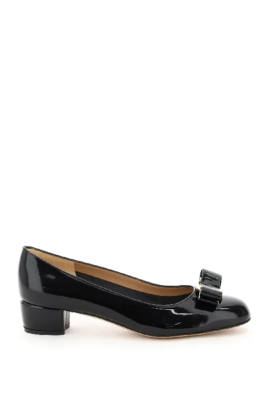 Ferragamo Elegant Vara Pumps - 1C Width