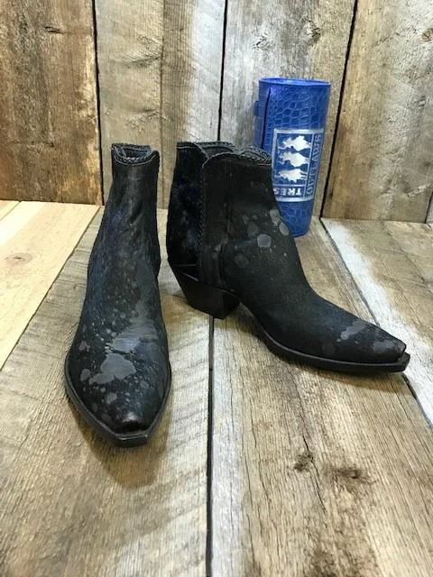 Acid Wash Black  Hair On  Tres Outlaws Flamingo Zip Boot 1927